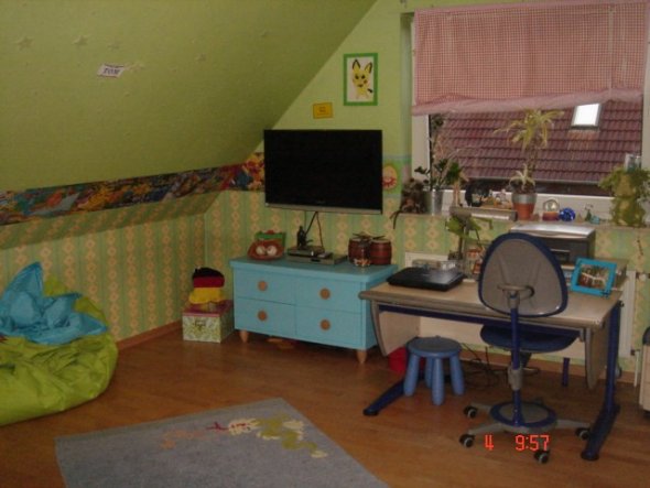 Kinderzimmer 'ein "Jugendzimmer"'